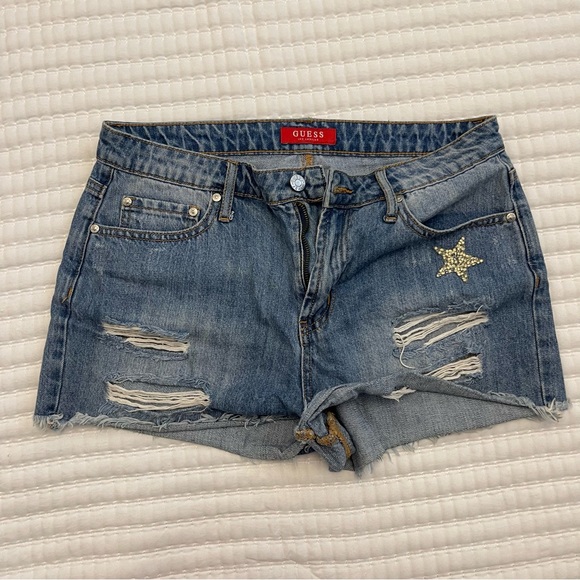Guess shorts size 28 100% cotton - Picture 1 of 4
